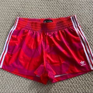 NWT adidas PRIMEGREEN marimekko shorts L